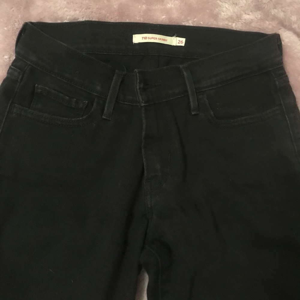 Levi’s black size 26 jeans